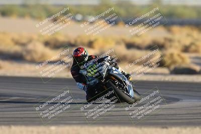 media/Nov-17-2024-CVMA (Sun) [[1fec520723]]/Race 17-Amateur Supersport Middleweight/